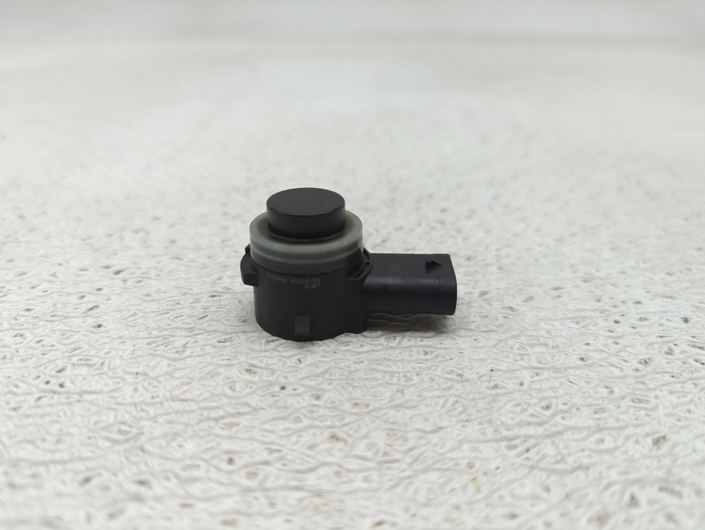 2018 Porsche Cayenne Front Park Assist Sensor Black 1457021 - Oemusedautoparts1.com