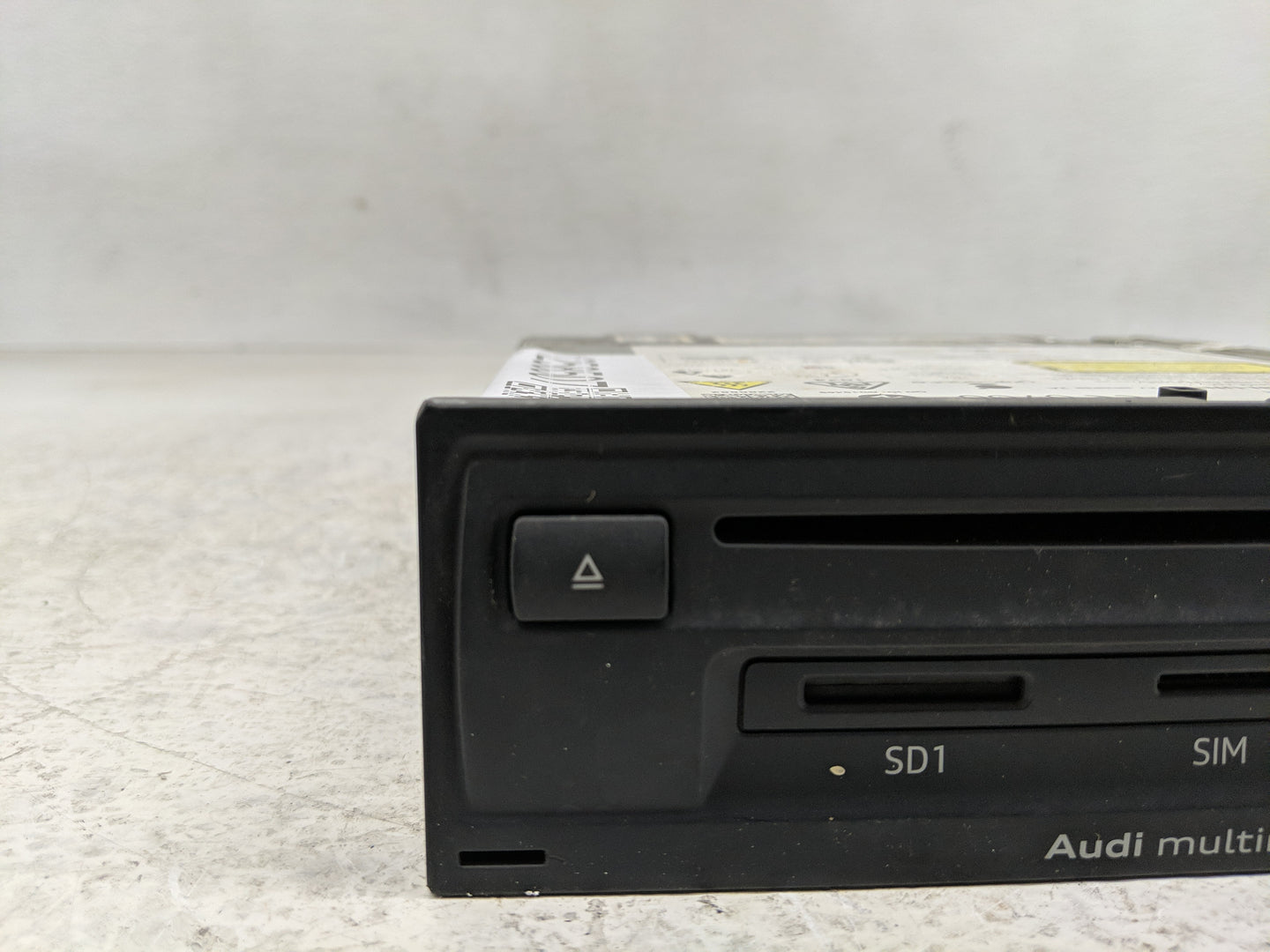 2018 Porsche Macan Radio AM FM Cd Player Receiver Replacement Fits OEM Used Auto Parts - Oemusedautoparts1.com