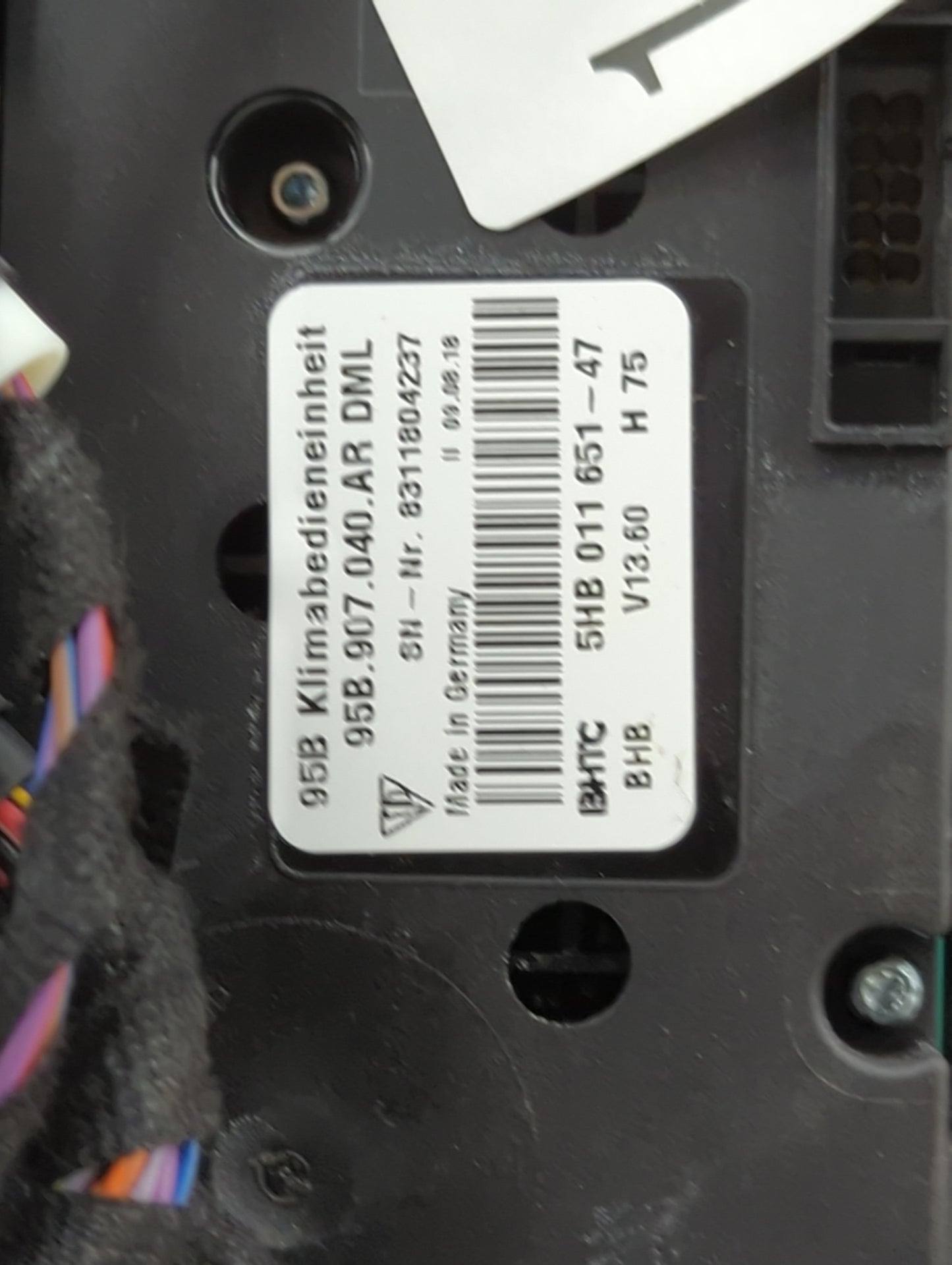 2017-2018 Porsche Macan Climate Control Module Temperature AC/Heater Replacement P/N:95B.907.040.AR 5HB011651-47 Fits OEM Us