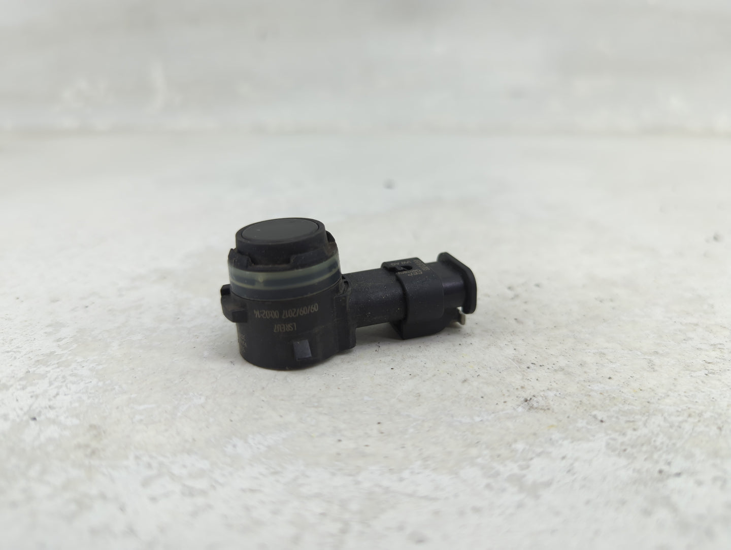 2018 Porsche Macan Front Park Assist Sensor Black - Oemusedautoparts1.com