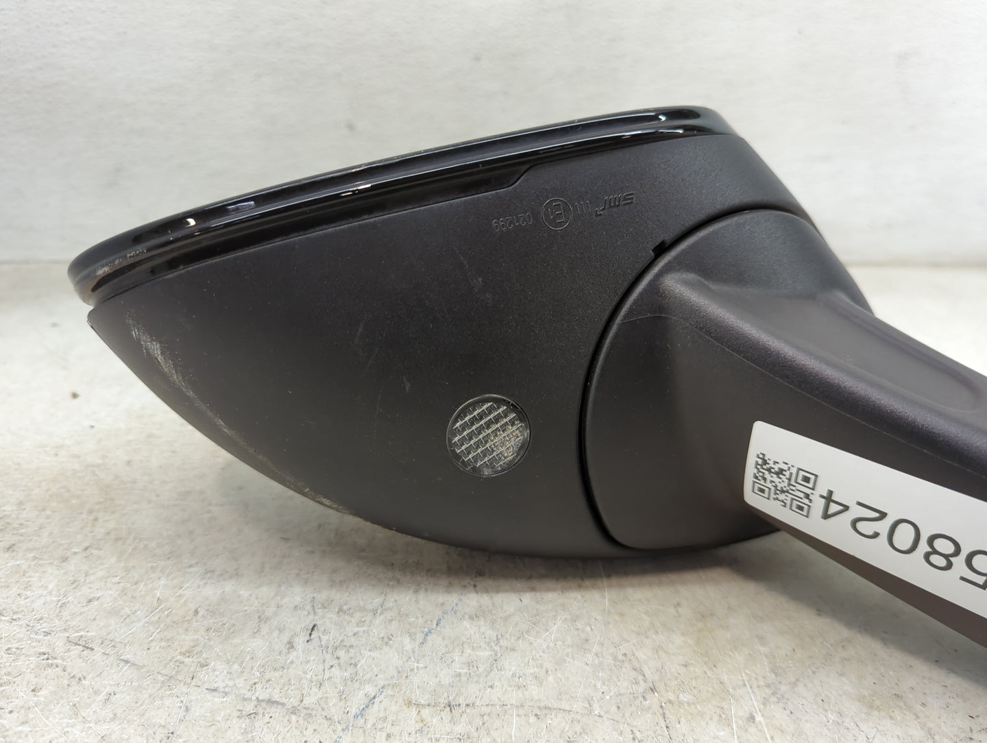 2015-2019 Porsche Macan Driver Side View Mirror - Left Door Mirror OEM Used - Oemusedautoparts1.com