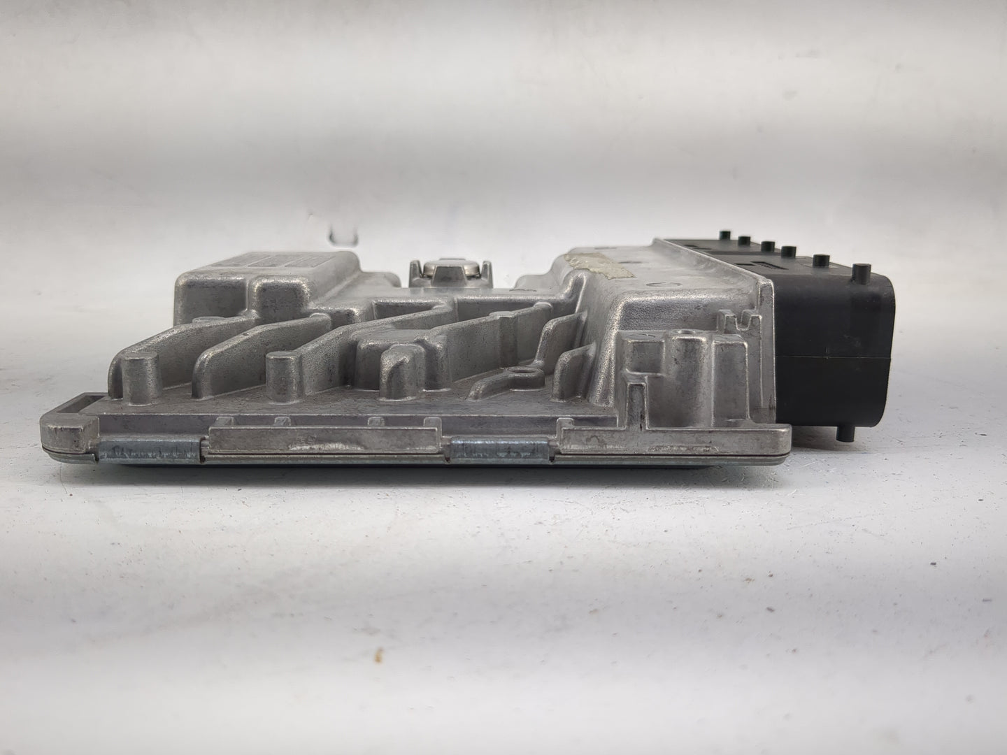 2017-2018 Porsche Macan PCM Engine Control Computer ECU ECM PCU OEM P/N:06K907425B 5WA1800401 Fits Fits 2015 2016 2017 2018 
