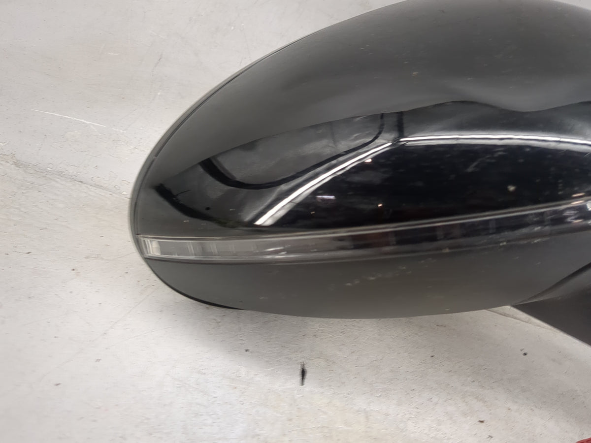 2015-2019 Porsche Macan Passenger Side View Mirror - Right Door Mirror OEM Used - Oemusedautoparts1.com