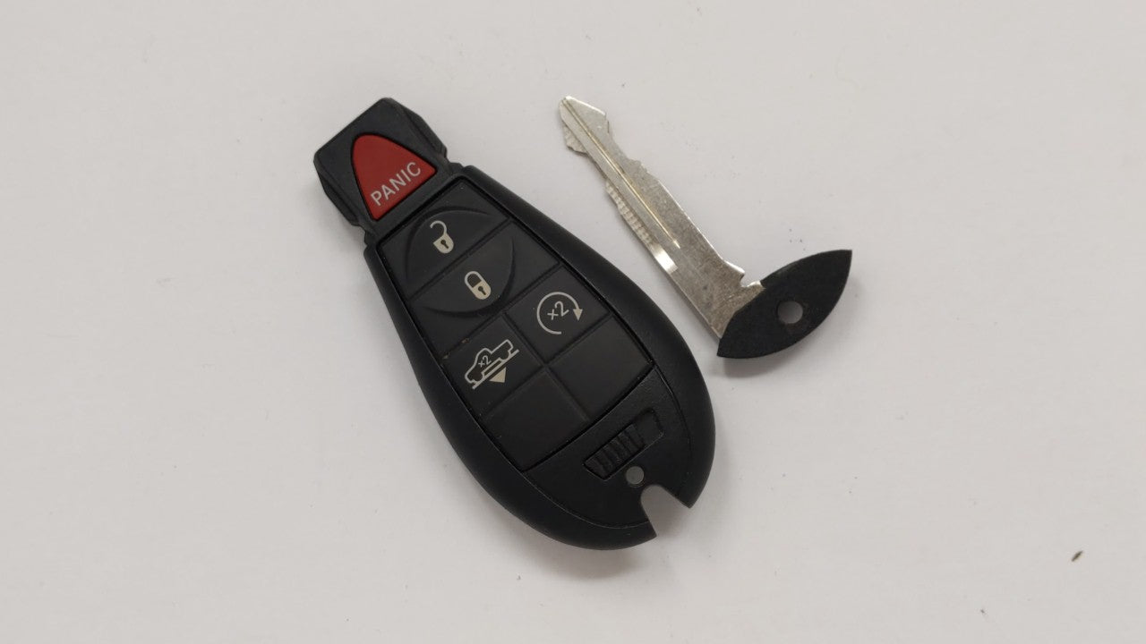 Ram 1500 Keyless Entry Remote Fob Gq4-53t 68159655ad 5 Buttons - Oemusedautoparts1.com
