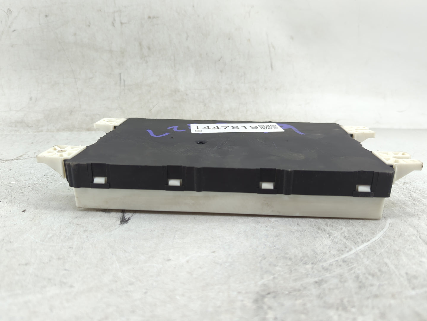2017-2020 Ram 1500 Body Control Module Bcm Inner Cabin Fuse Box - Oemusedautoparts1.com