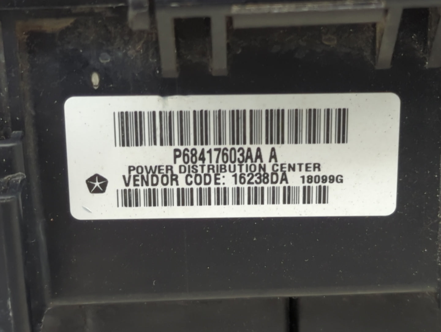2018 Ram 1500 Fusebox Fuse Box Panel Relay Module P/N:P68417603AA 7140-5131-30, C4652143AA Fits OEM Used Auto Parts - Oemuse
