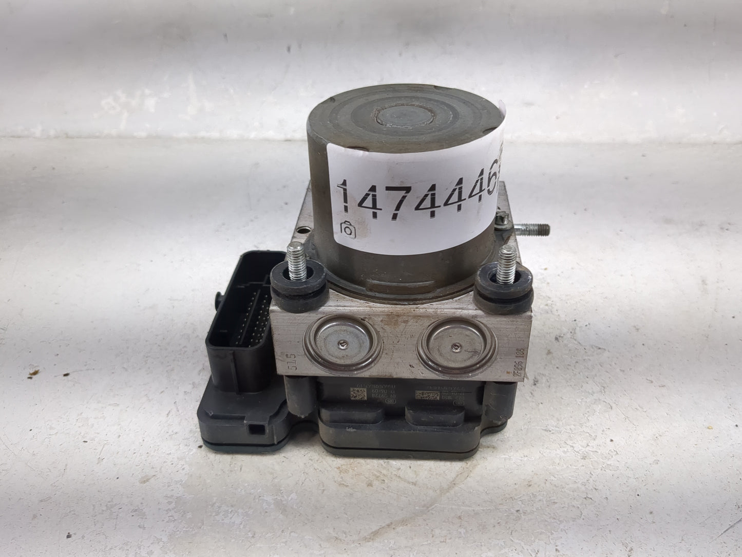 2018 Ram 1500 ABS Pump Control Module Replacement P/N:68335736AA 0265257743, 0265267743, 70613/24317, P68335736AAT4F16472431