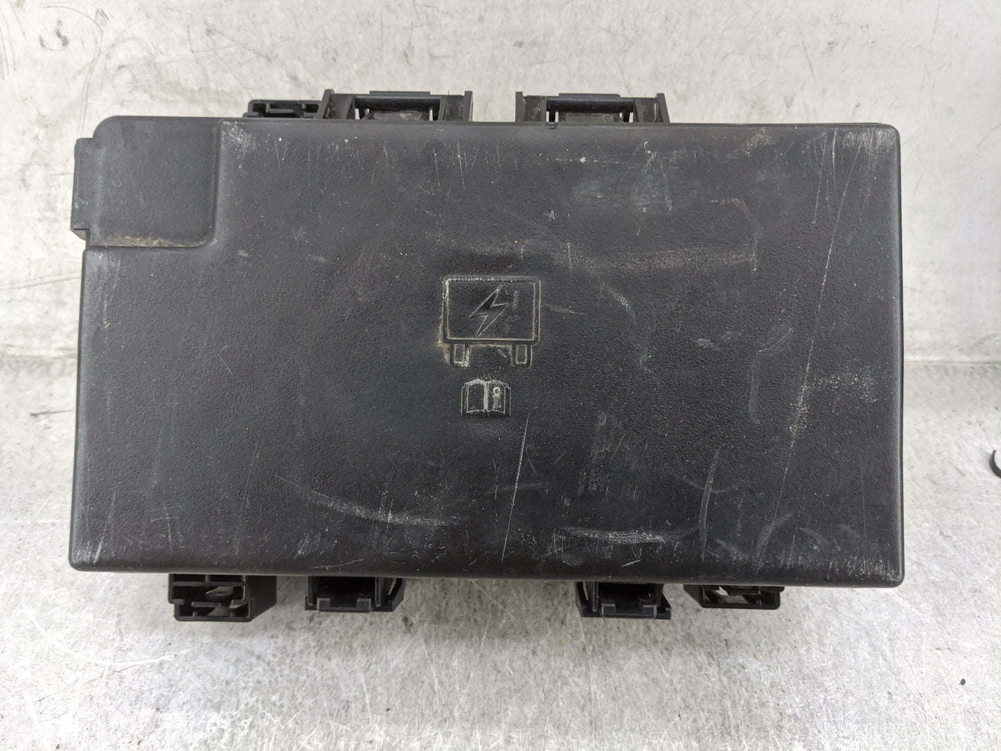 2018 Ram 1500 Fusebox Fuse Box Relay Module Tipm 7240-5200-30|04692143aa - Oemusedautoparts1.com