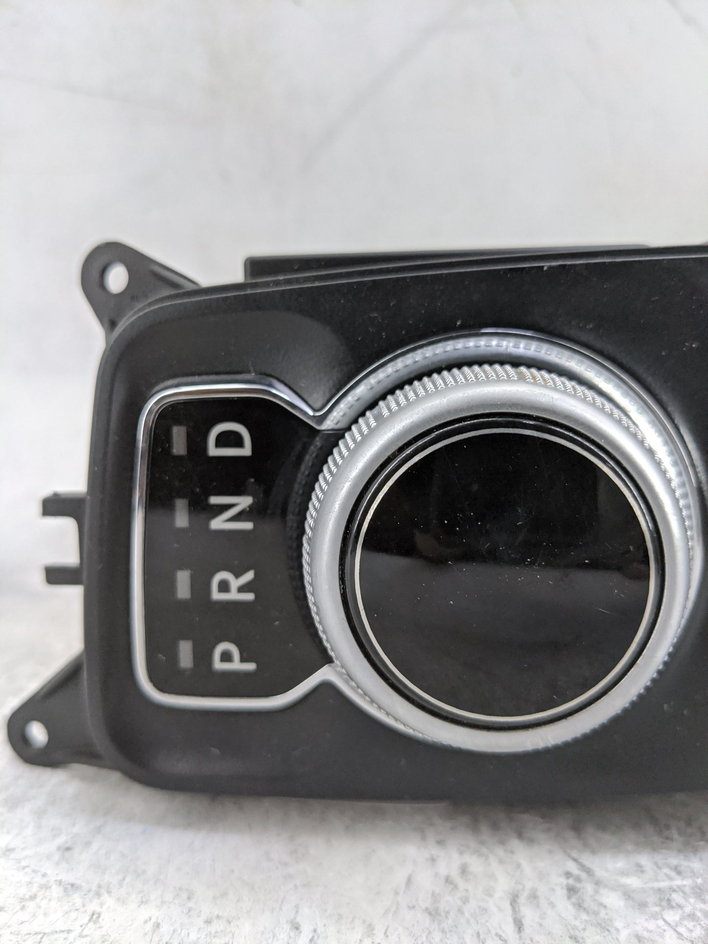 2018 Ram 1500 Floor Console Assembly Shifter - Oemusedautoparts1.com