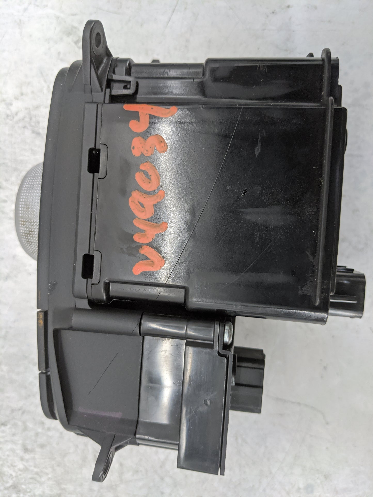 2018 Ram 1500 Floor Console Assembly Shifter - Oemusedautoparts1.com