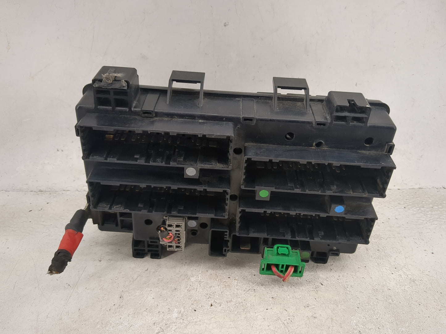 2018 Ram 1500 Fusebox Fuse Box Panel Relay Module P/N:68217470AA 7140-5131-30, 13742705 Fits OEM Used Auto Parts - Oemusedau
