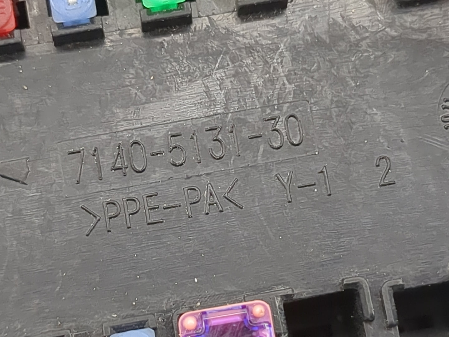 2018 Ram 1500 Fusebox Fuse Box Panel Relay Module P/N:68217470AA 7140-5131-30, 13742705 Fits OEM Used Auto Parts - Oemusedau