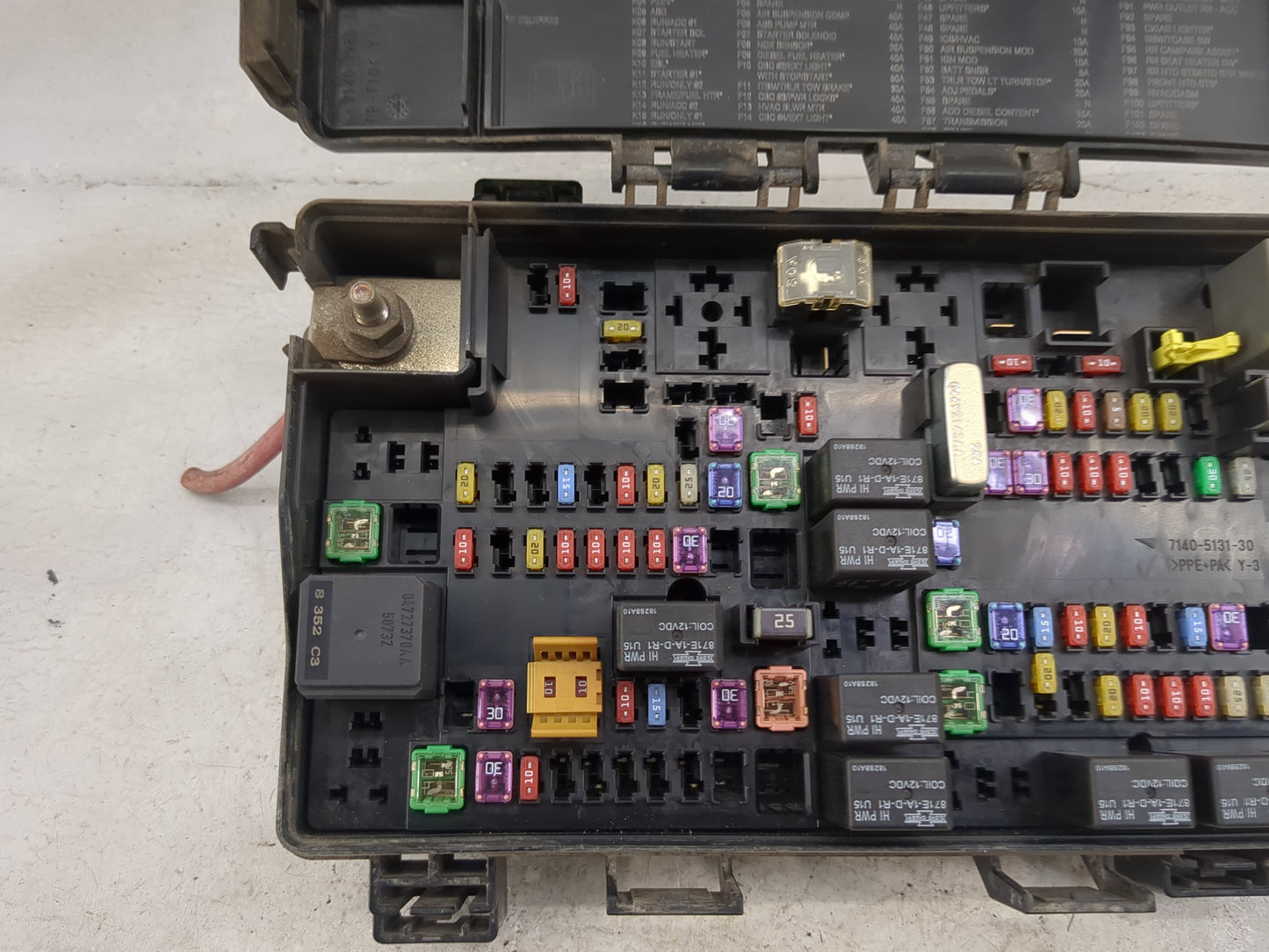 2018 Ram 1500 Fusebox Fuse Box Panel Relay Module P/N:7140-5131-30 Fits OEM Used Auto Parts - Oemusedautoparts1.com