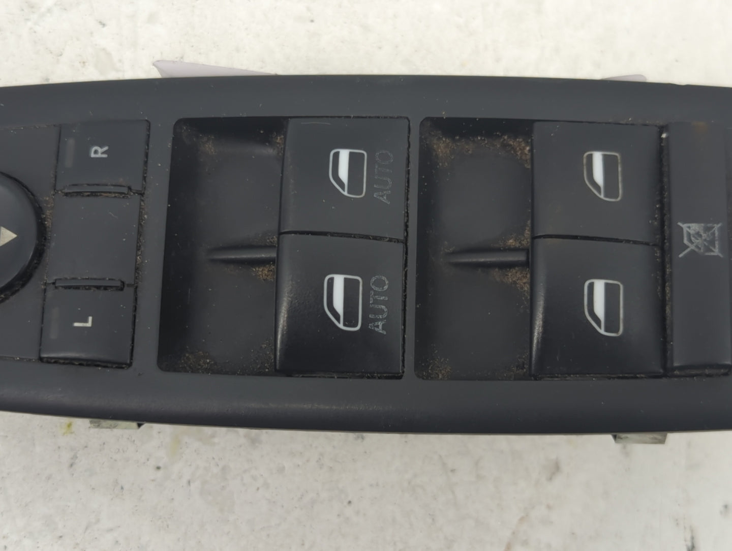 2016-2022 Ram 2500 Master Power Window Switch Replacement Driver Side Left P/N:56046823AE Fits OEM Used Auto Parts - Oemused