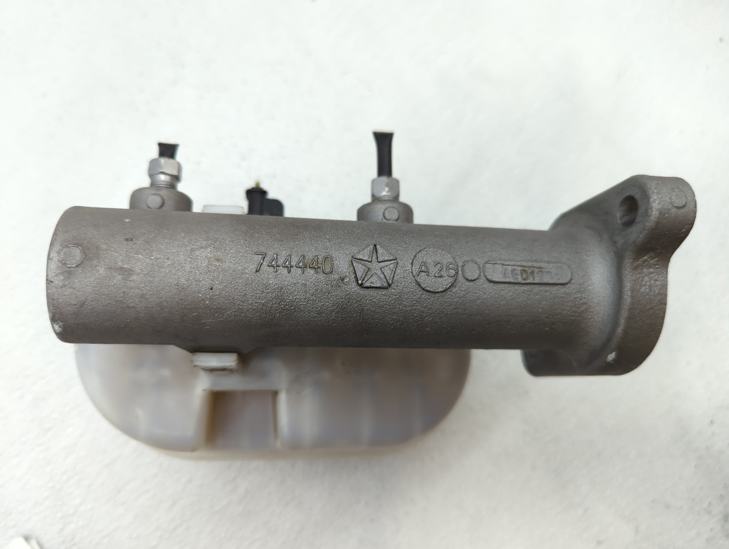 2015-2018 Ram 2500 Brake Master Cylinder - Oemusedautoparts1.com