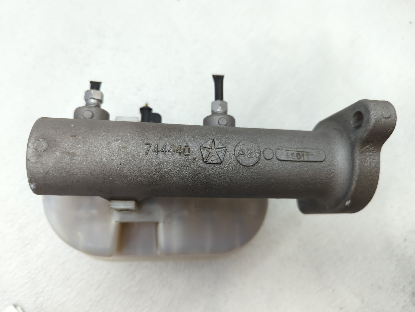 2015-2018 Ram 2500 Brake Master Cylinder - Oemusedautoparts1.com