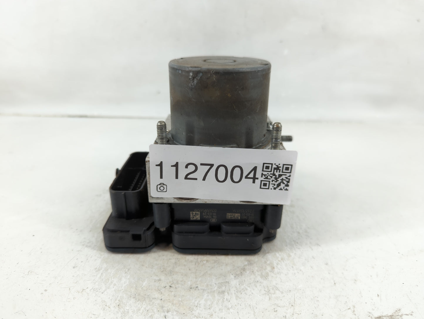 2018 Ram Promaster 1500 ABS Pump Control Module Replacement P/N:53432393 Fits OEM Used Auto Parts - Oemusedautoparts1.com