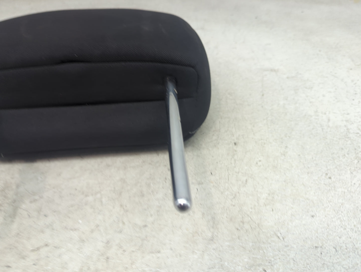 2018 Ram Promaster 2500 Headrest Head Rest Front Driver Seat Black - Oemusedautoparts1.com