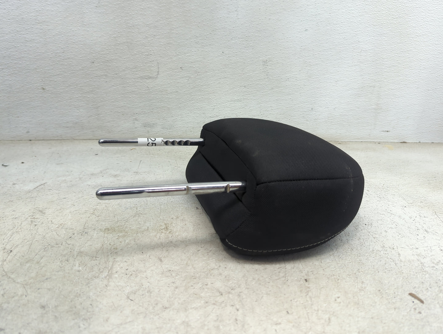 2018 Ram Promaster 2500 Headrest Head Rest Rear Seat Fits OEM Used Auto Parts - Oemusedautoparts1.com