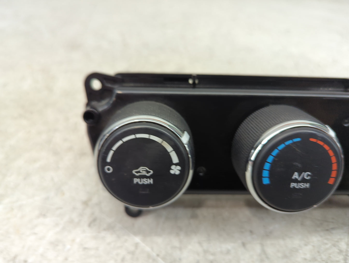 2014-2018 Ram Promaster 2500 Climate Control Module Temperature AC/Heater Replacement P/N:P5NC24DX9AF Fits OEM Used Auto Par