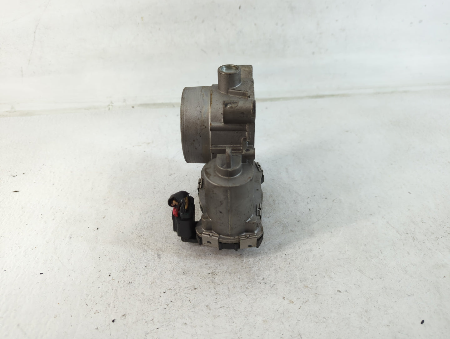 2015-2022 Ram Promaster City Throttle Body P/N:04891970AB Fits Fits 2014 2015 2016 2017 2018 2019 2020 2021 2022 OEM Used Au