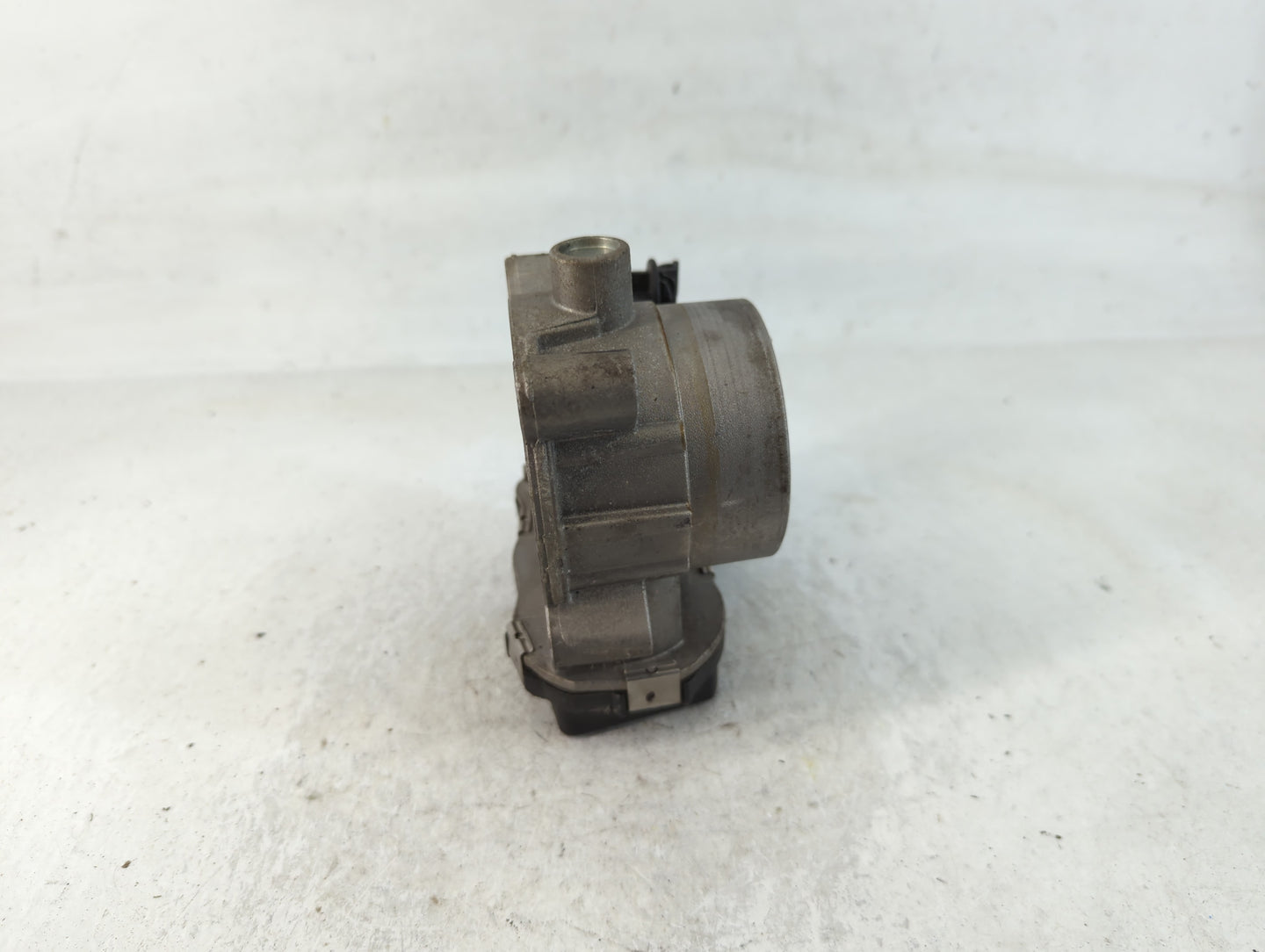 2015-2022 Ram Promaster City Throttle Body P/N:04891970AB Fits Fits 2014 2015 2016 2017 2018 2019 2020 2021 2022 OEM Used Au