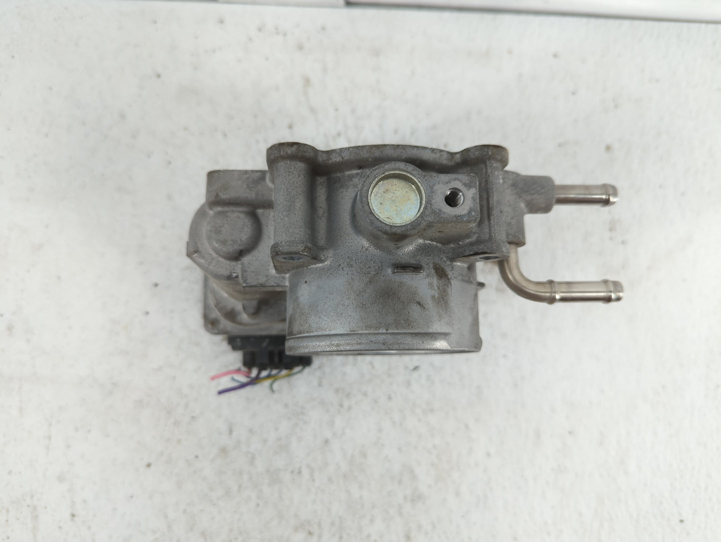 2011-2016 Scion Tc Throttle Body P/N:22030-36010 22030-0V010 Fits Fits 2009 2010 2011 2012 2013 2014 2015 2016 2017 2018 OEM