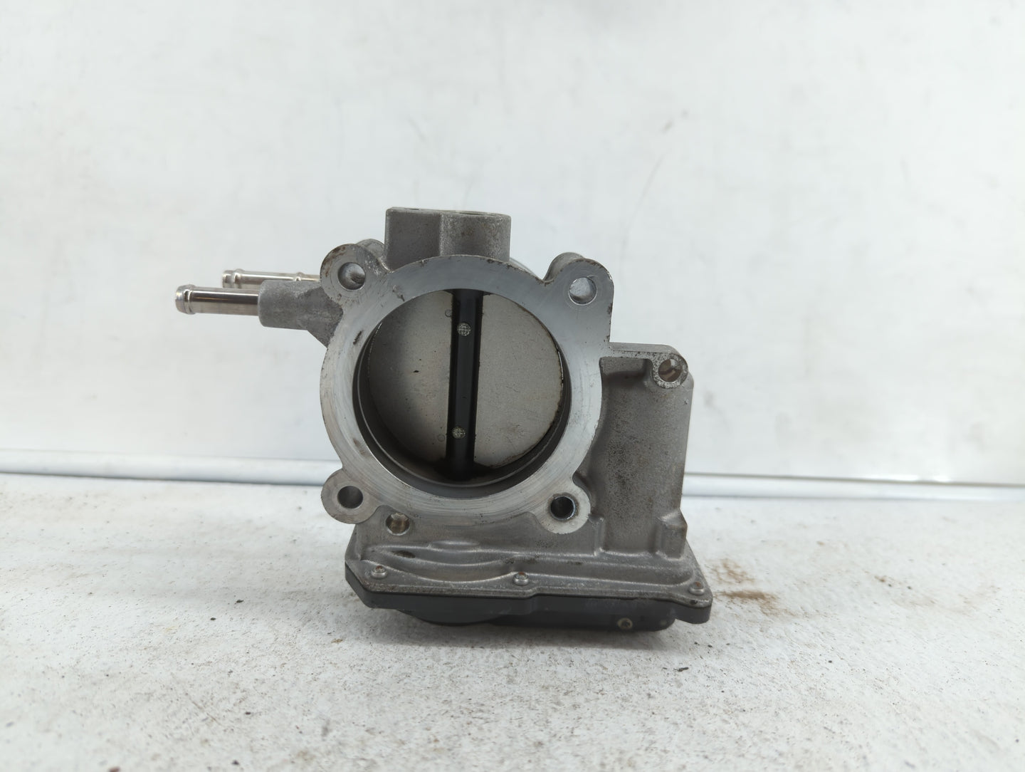 2011-2016 Scion Tc Throttle Body P/N:22030-36010 22030-0V010 Fits Fits 2009 2010 2011 2012 2013 2014 2015 2016 2017 2018 OEM