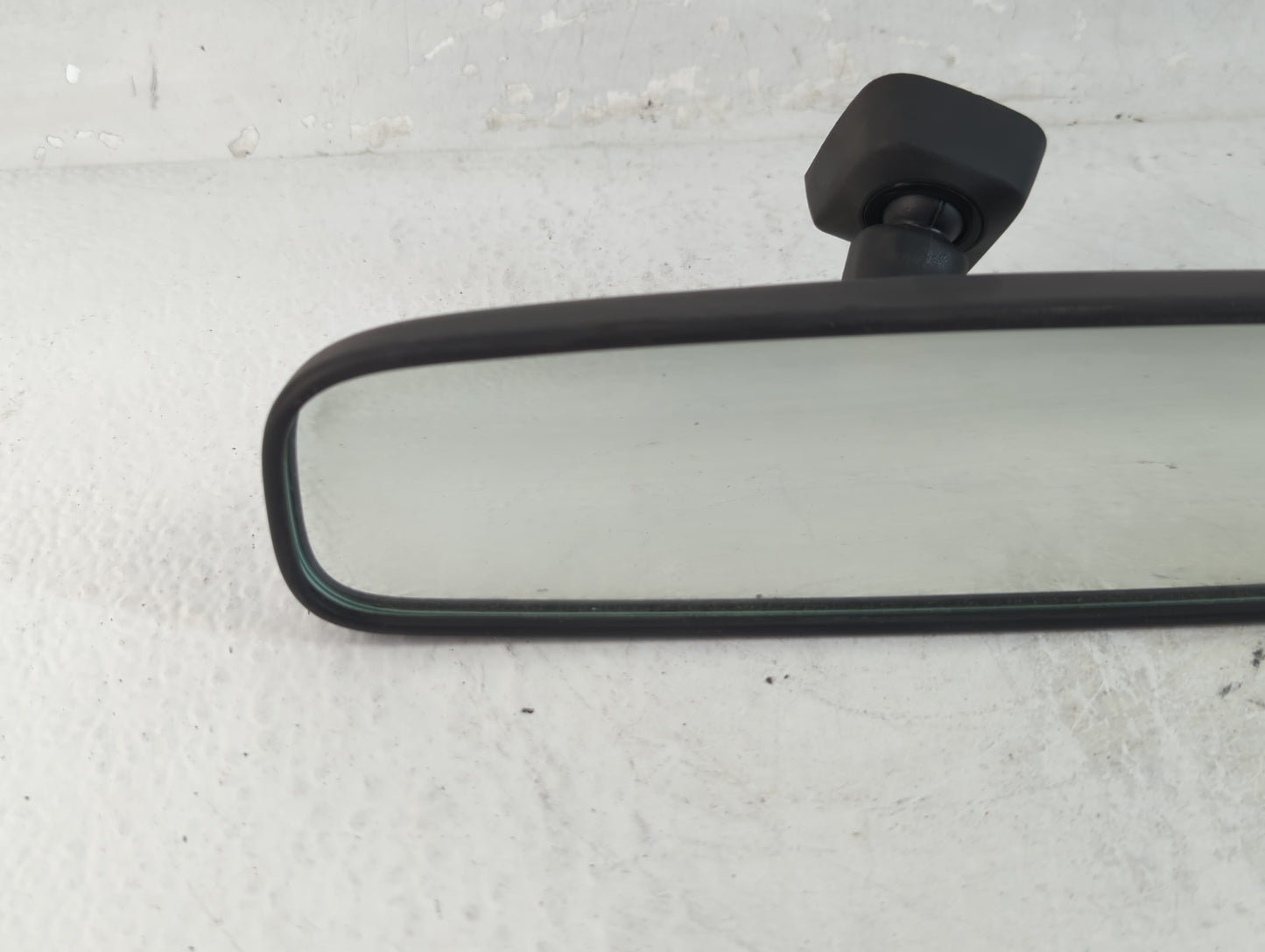 2018 Subaru Forester Interior Rear View Mirror Replacement OEM P/N:A047171 Fits OEM Used Auto Parts - Oemusedautoparts1.com