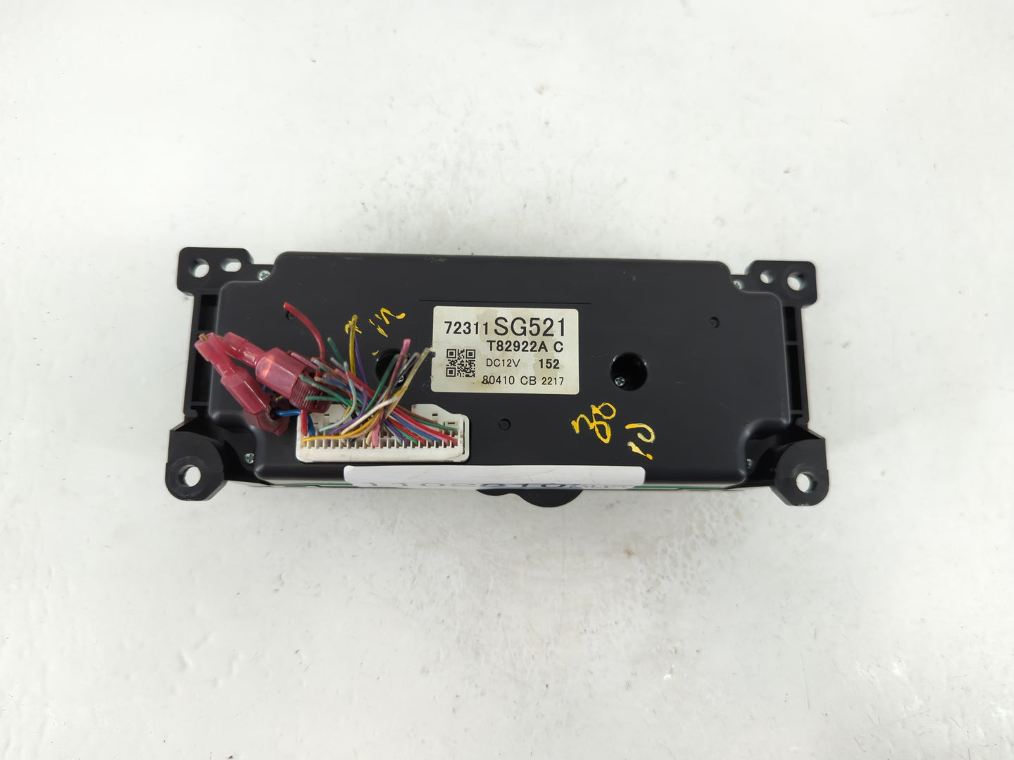 2018 Subaru Forester Climate Control Module Temperature AC/Heater Replacement P/N:72311SG521 Fits OEM Used Auto Parts - Oemu