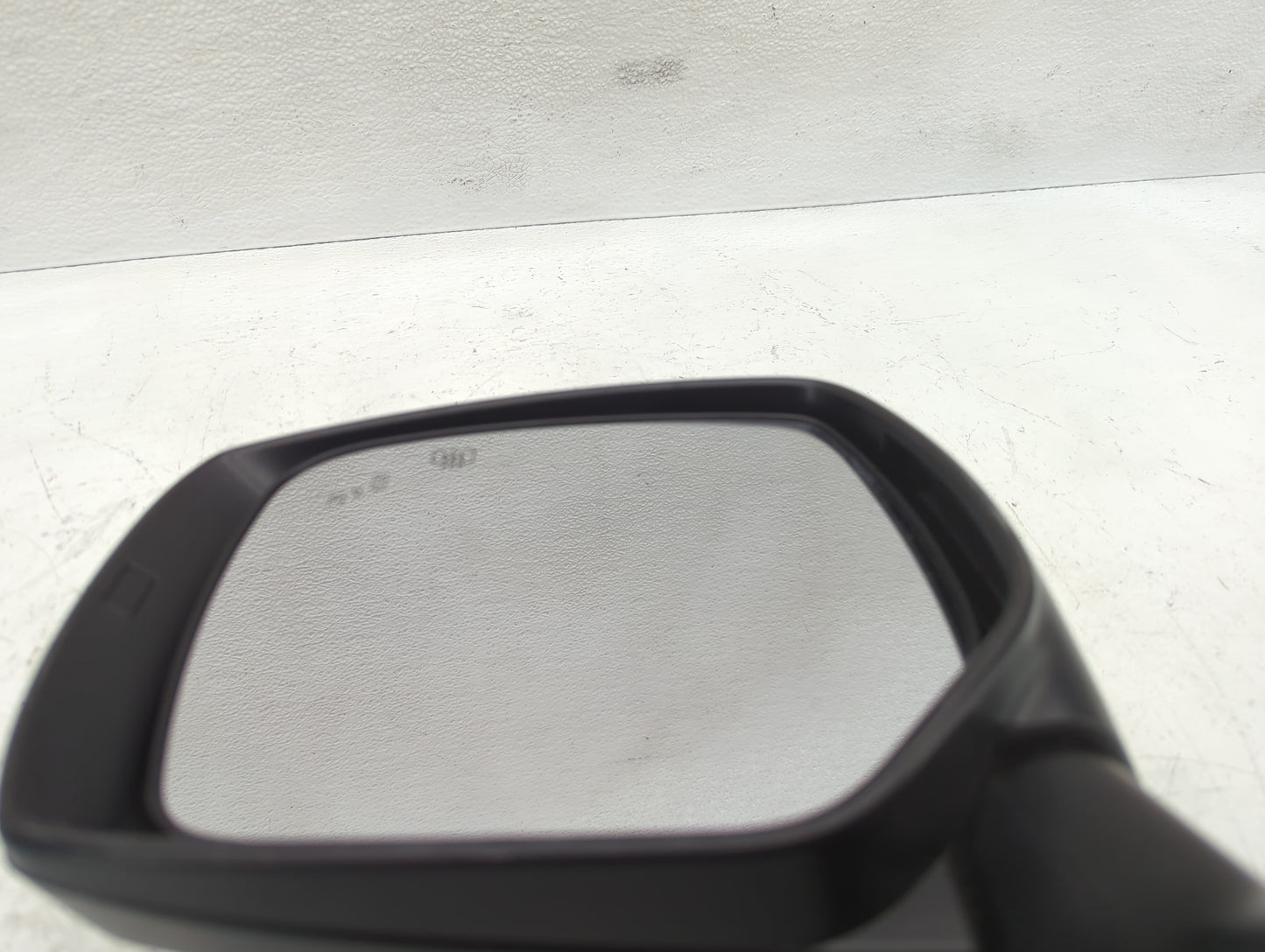 2018 Subaru Forester Side Mirror Replacement Driver Left View Door Mirror P/N:E13027507 Fits OEM Used Auto Parts - Oemusedau