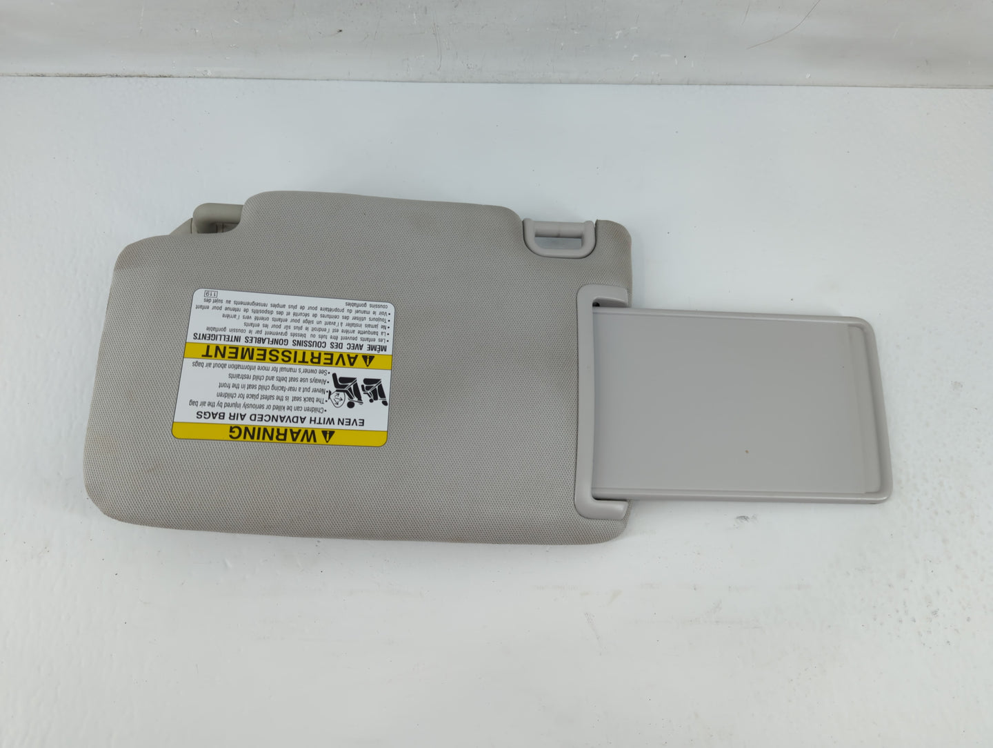 2017-2018 Subaru Forester Sun Visor Shade Replacement Passenger Right Mirror Fits Fits 2017 2018 OEM Used Auto Parts - Oemus