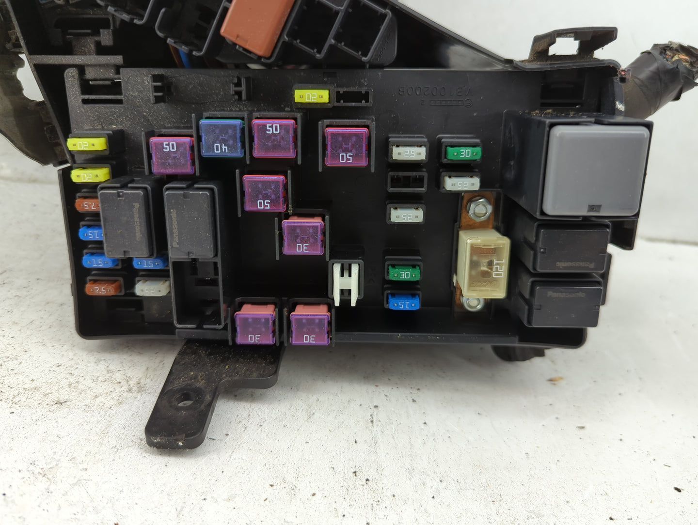 2017-2018 Subaru Forester Fusebox Fuse Box Panel Relay Module P/N:MB503607B Fits Fits 2017 2018 OEM Used Auto Parts - Oemuse