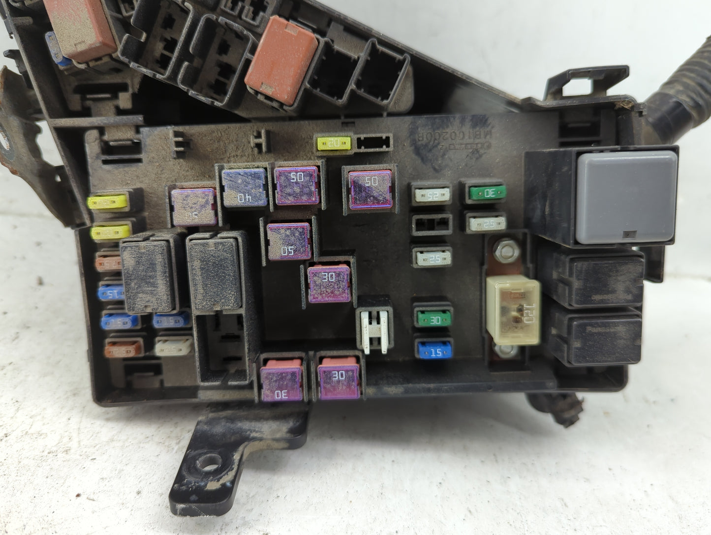 2017-2018 Subaru Forester Fusebox Fuse Box Panel Relay Module P/N:MB100200B Fits Fits 2017 2018 OEM Used Auto Parts - Oemuse