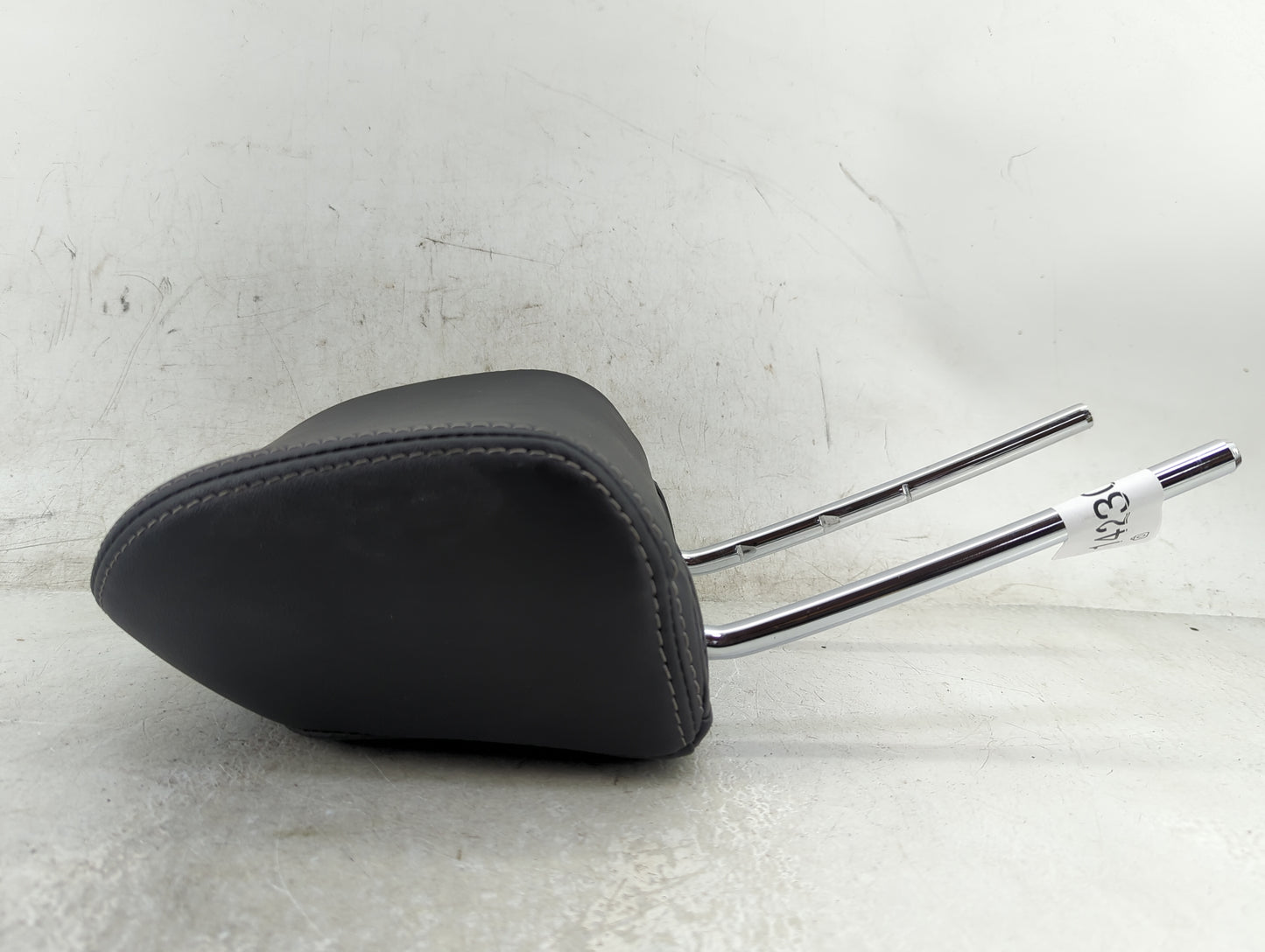 2018 Subaru Forester Headrest Head Rest Front Driver Passenger Seat - Oemusedautoparts1.com