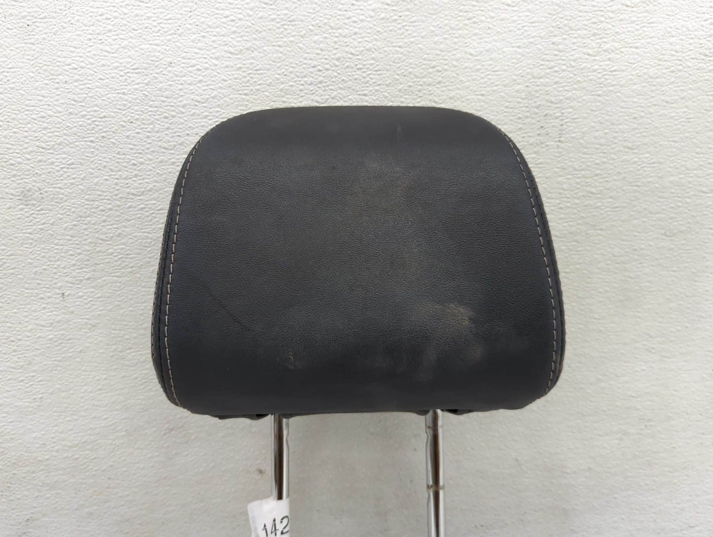 2018 Subaru Forester Headrest Head Rest Front Driver Passenger Seat - Oemusedautoparts1.com