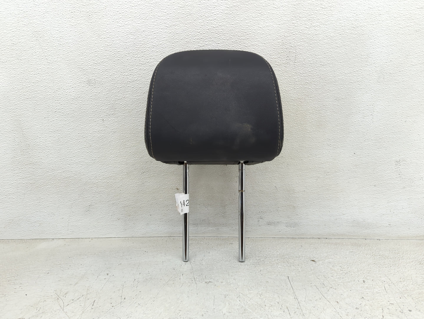 2018 Subaru Forester Headrest Head Rest Front Driver Passenger Seat - Oemusedautoparts1.com