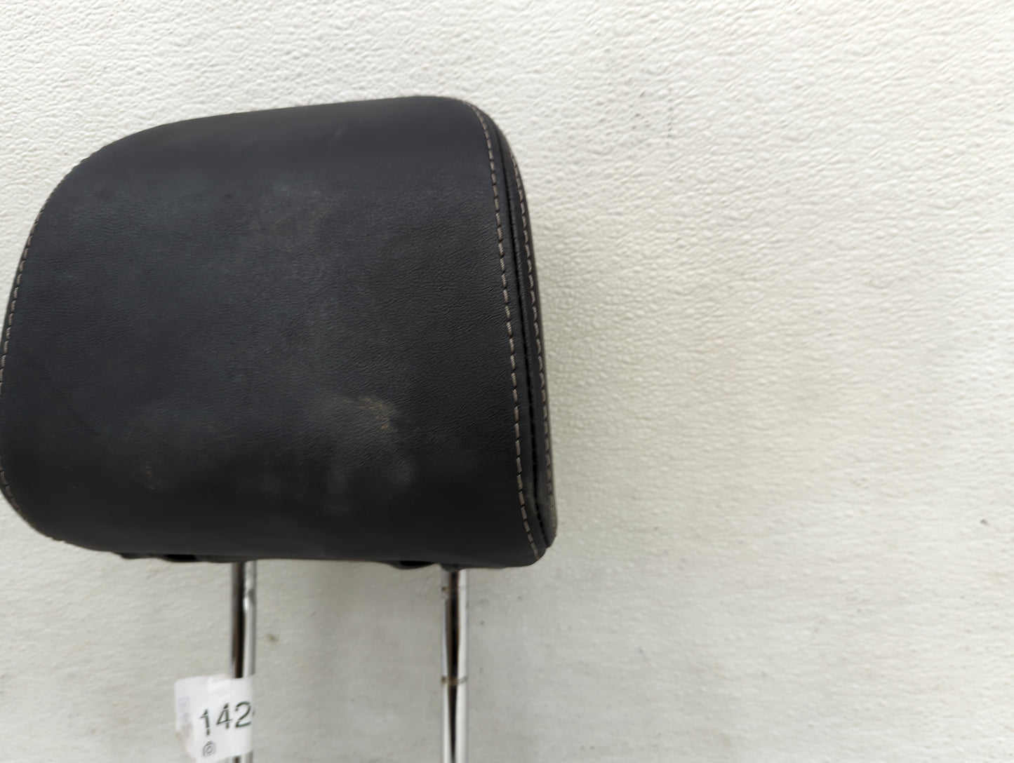 2018 Subaru Forester Headrest Head Rest Front Driver Passenger Seat - Oemusedautoparts1.com