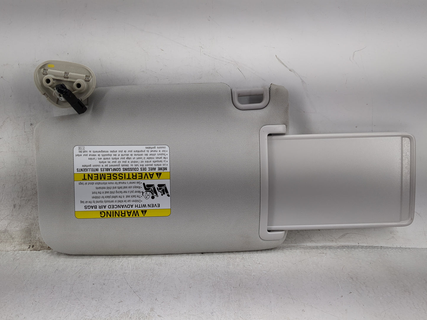 2017-2018 Subaru Forester Sun Visor Shade Replacement Passenger Right Mirror Fits Fits 2017 2018 OEM Used Auto Parts - Oemus