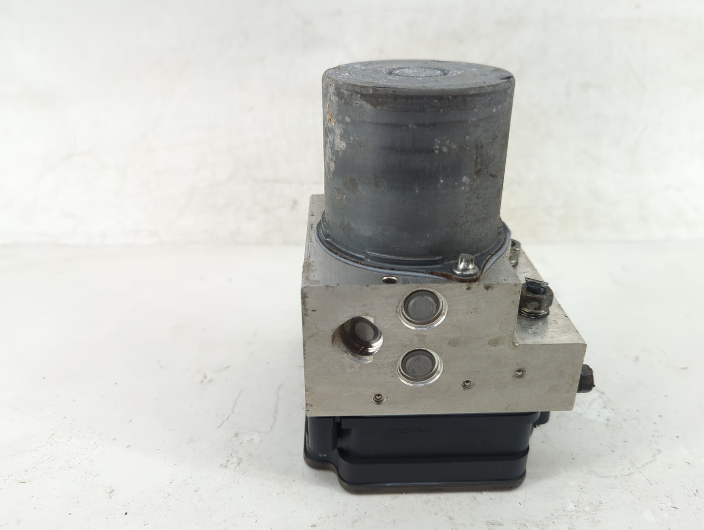2018 Subaru Forester ABS Pump Control Module Replacement P/N:2265106516 0265956132, 0265247453 Fits OEM Used Auto Parts - Oe