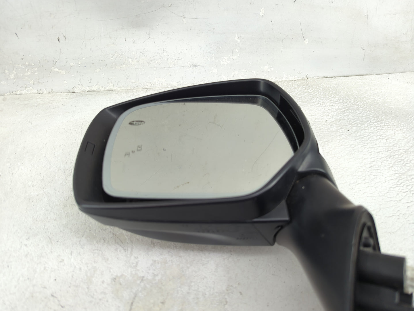 2018 Subaru Forester Driver Side View Mirror - Left Door Mirror OEM Used - Oemusedautoparts1.com
