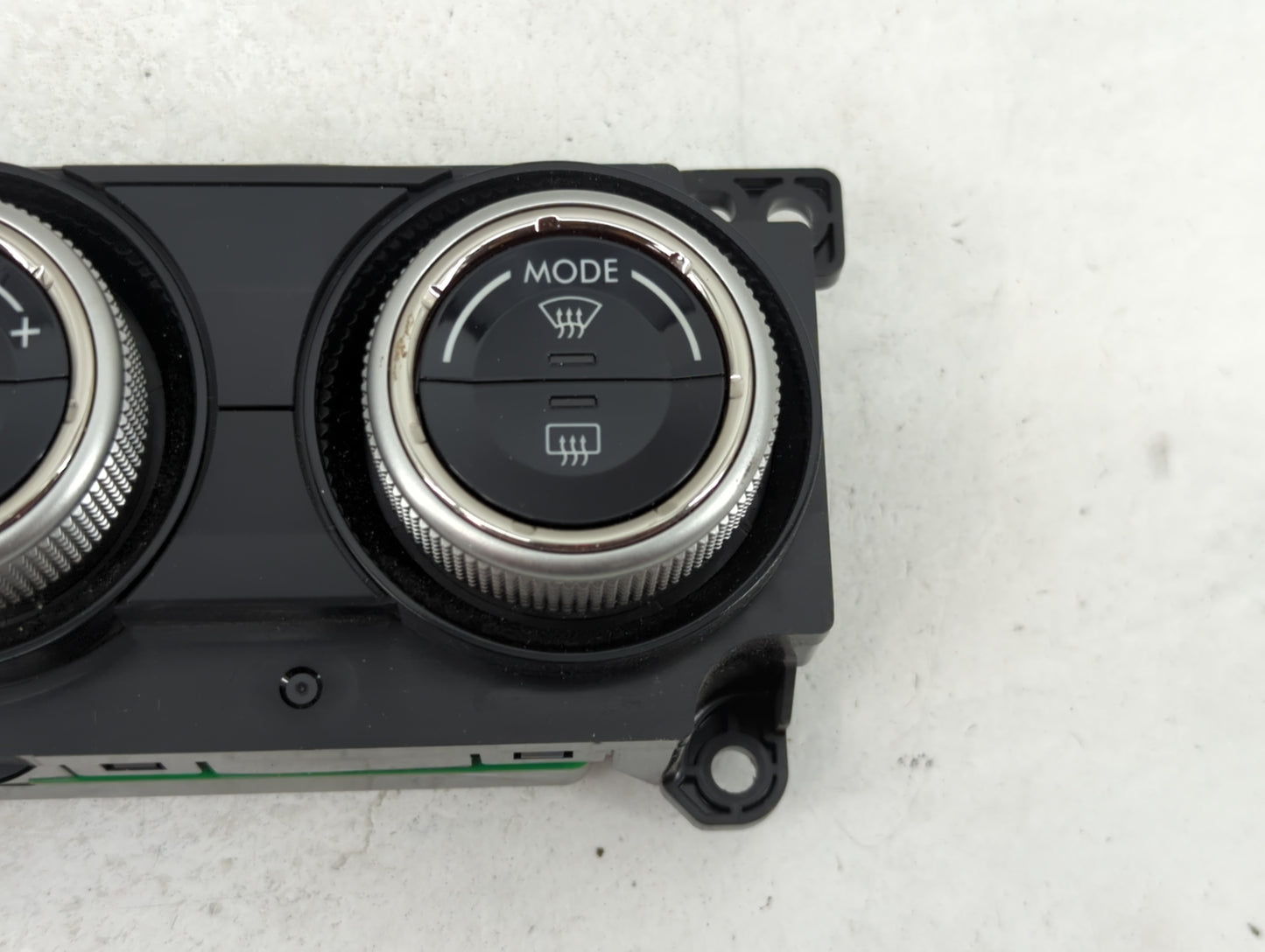 2018 Subaru Forester Climate Control Module Temperature AC/Heater Replacement P/N:72311SG521 T82922A Fits OEM Used Auto Part