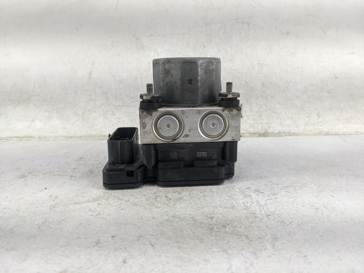 2018 Subaru Forester ABS Pump Control Module Replacement P/N:2536SG280 269535, 170921713652 Fits OEM Used Auto Parts - Oemus