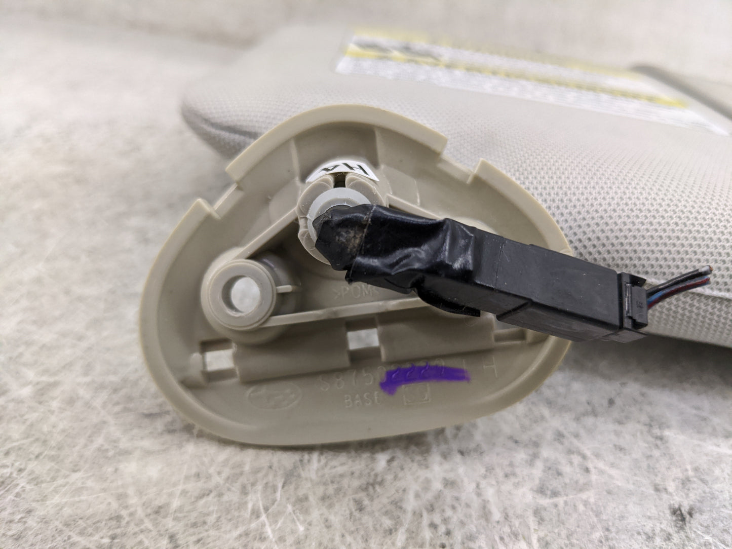2018 Subaru Forester Sun Visor Shade Replacement Driver Left Mirror Fits OEM Used Auto Parts - Oemusedautoparts1.com