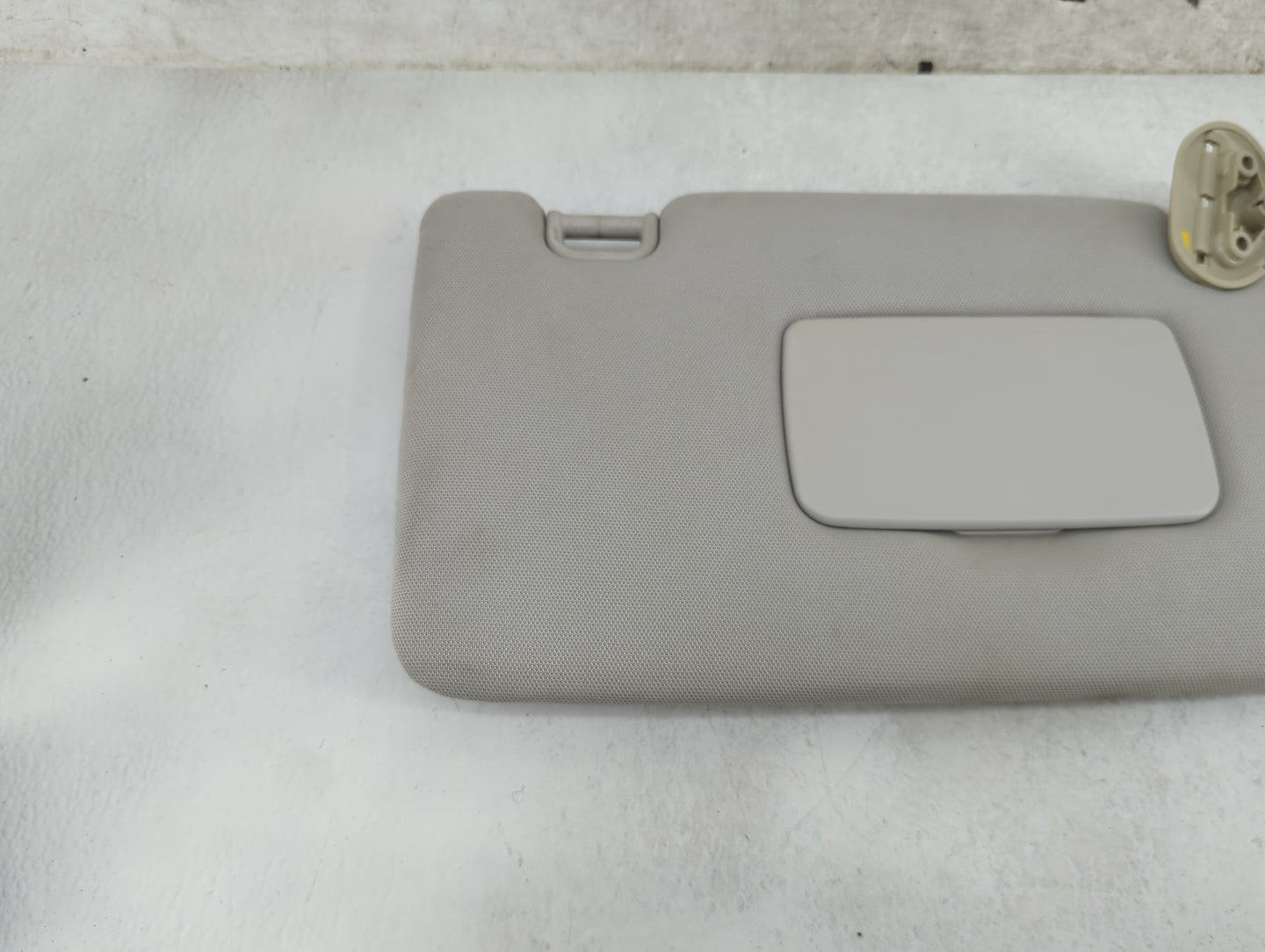 2017-2018 Subaru Forester Sun Visor Shade Replacement Passenger Right Mirror Fits Fits 2017 2018 OEM Used Auto Parts - Oemus