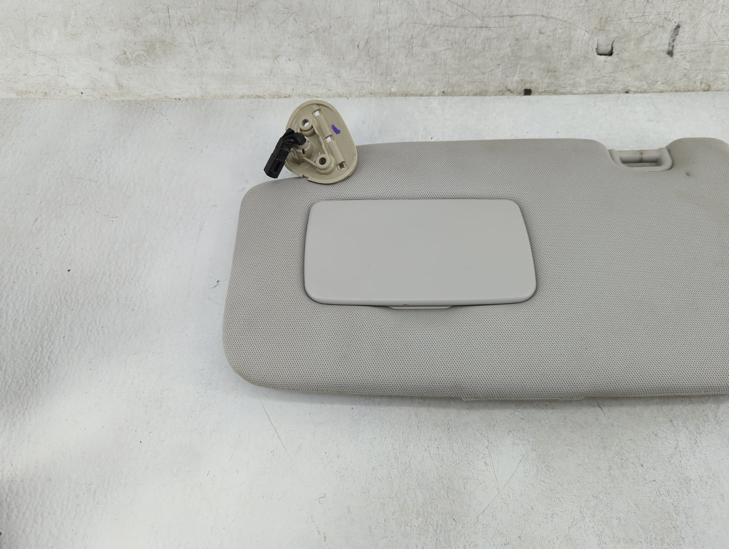 2018 Subaru Forester Sun Visor Shade Replacement Driver Left Mirror Fits OEM Used Auto Parts - Oemusedautoparts1.com
