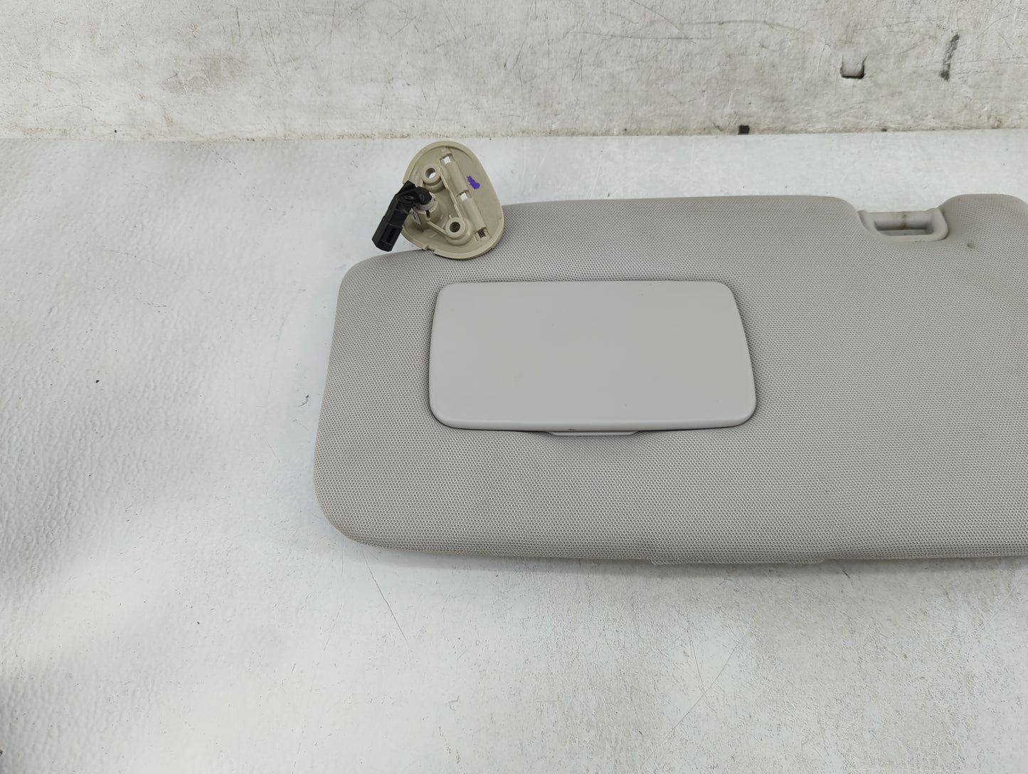 2018 Subaru Forester Sun Visor Shade Replacement Driver Left Mirror Fits OEM Used Auto Parts - Oemusedautoparts1.com