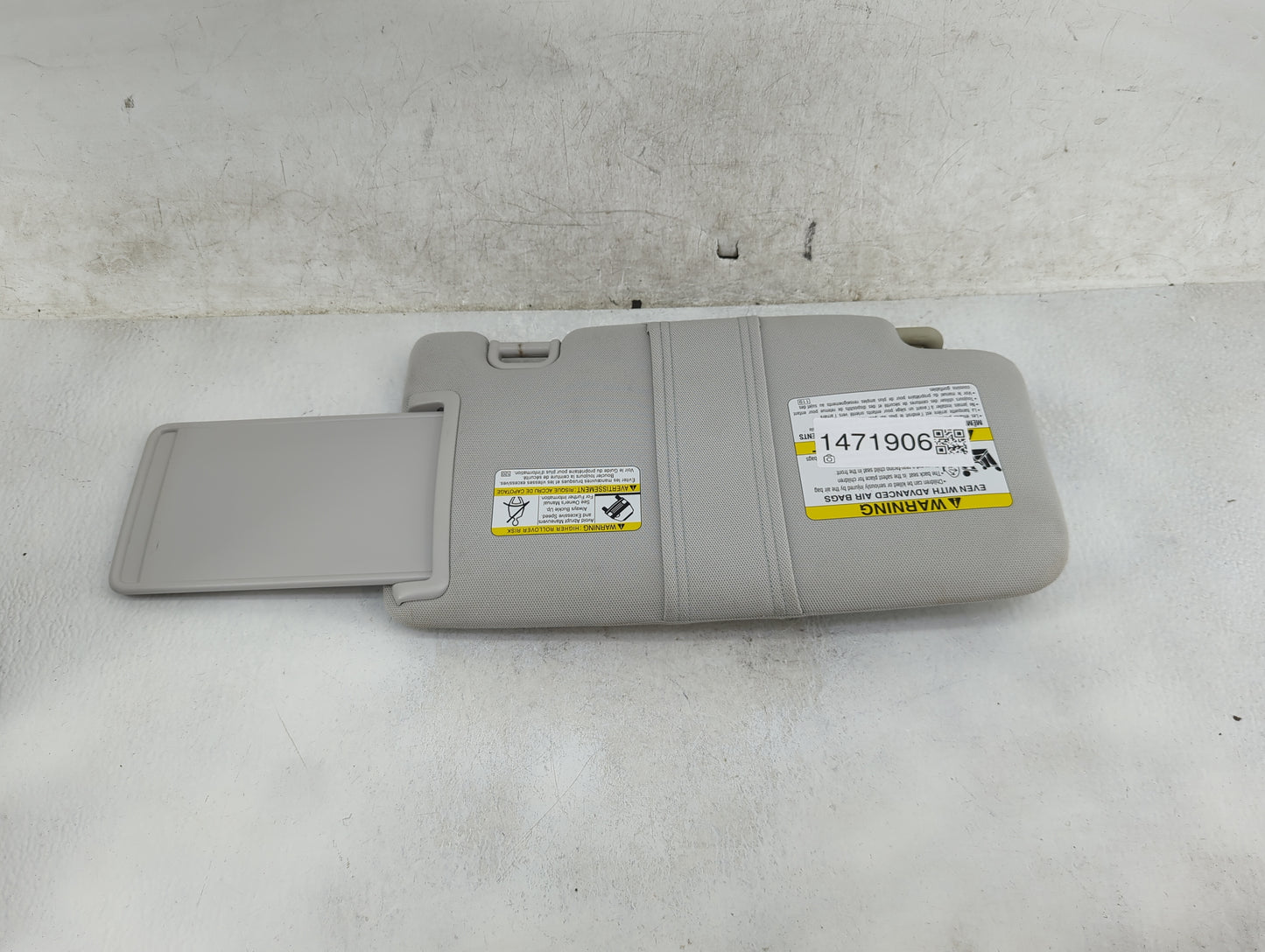 2018 Subaru Forester Sun Visor Shade Replacement Driver Left Mirror Fits OEM Used Auto Parts - Oemusedautoparts1.com