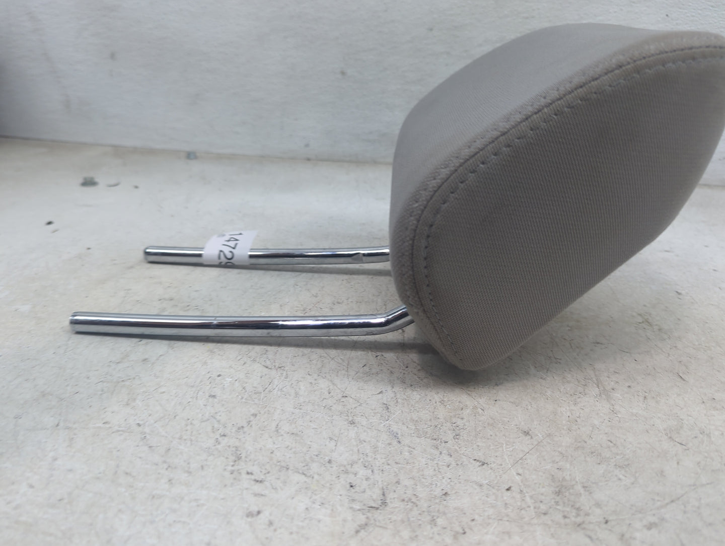 2018 Subaru Forester Headrest Head Rest Front Driver Passenger Seat Fits OEM Used Auto Parts - Oemusedautoparts1.com