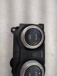2017 Subaru Forester Climate Control Module Temperature AC/Heater Replacement P/N:72311SG651 T82013AC Fits OEM Used Auto Par